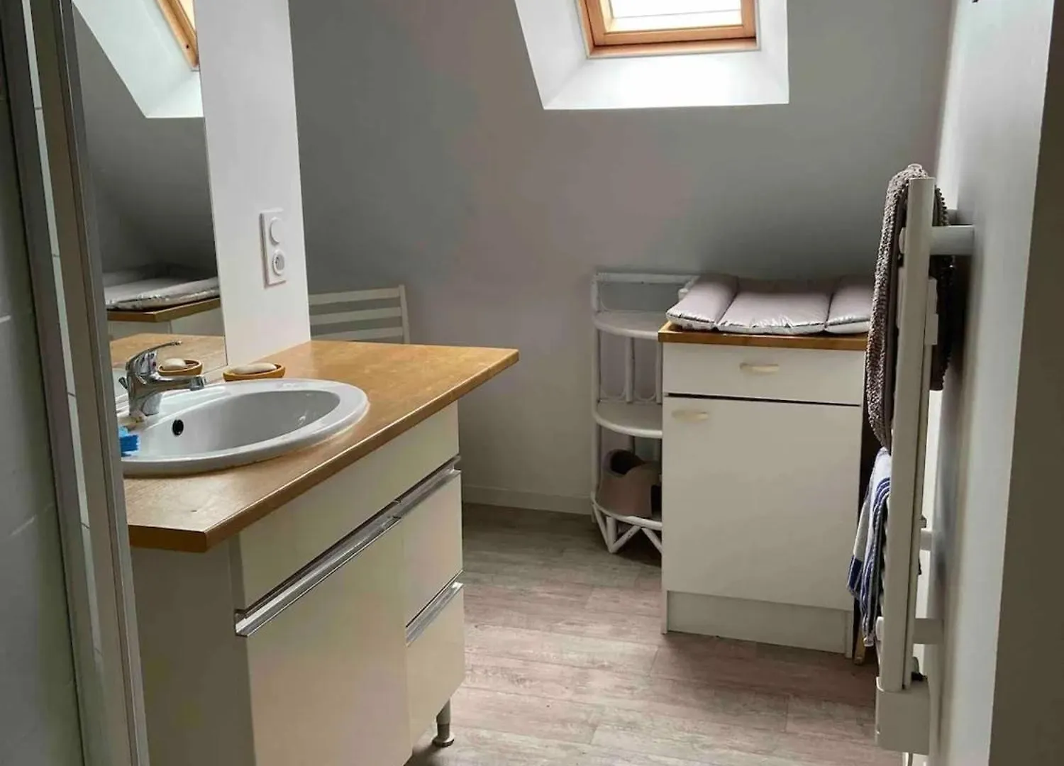 Appartement Charmant A Frehel, Grand Jardin.B